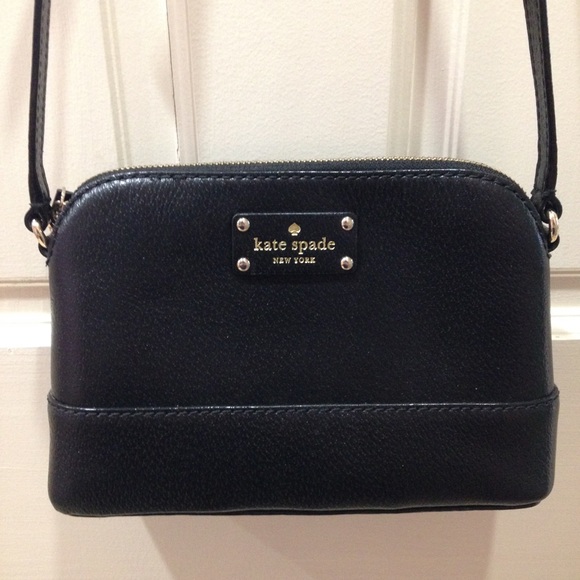 kate spade Handbags - Kate Spade Black Crossbody Purse Bag